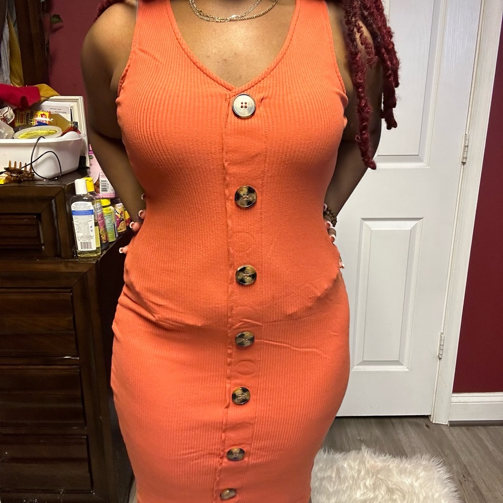 Bodycon midi dress